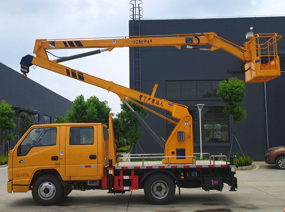 國六江鈴雙排13米高空作業(yè)車