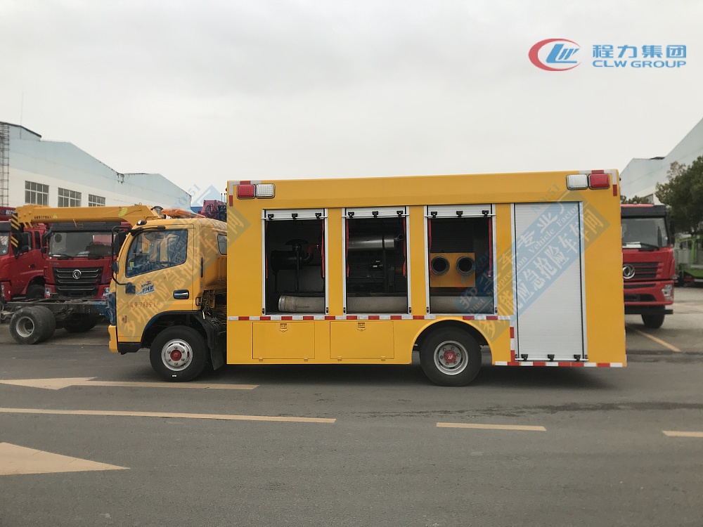 【2000m3/h】大多利卡工程救險(xiǎn)車(chē)
